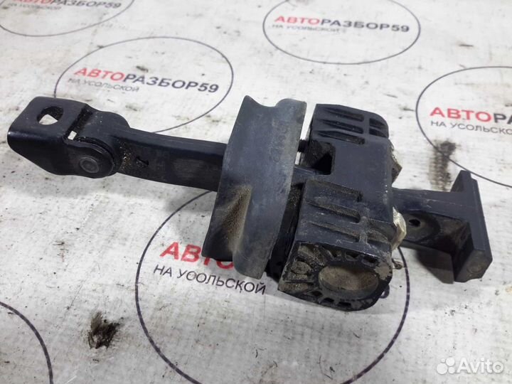 Ограничитель двери задний BMW 1 E87