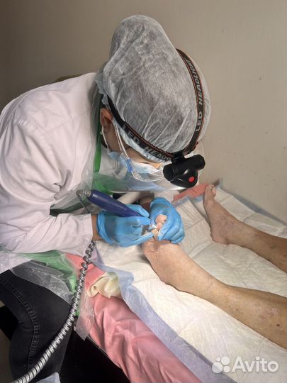 Парамедицинский педикюр пожилым с выездом на дом