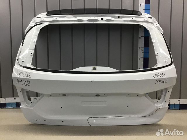 Дверь багажника VAZ LADA Vesta 2015