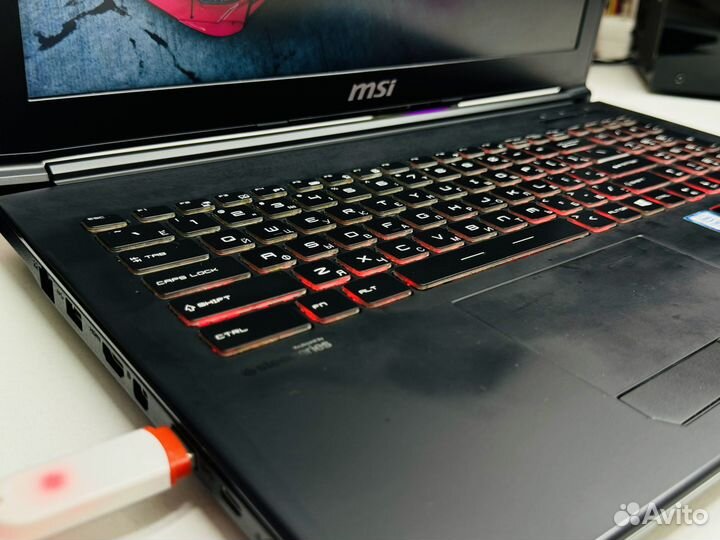 Игровой ноутбук MSI i7 7700HQ/16Gb/GTX 1050Ti