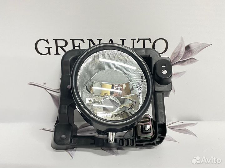 Фара противотуманная правая Honda Accord 8 дорест