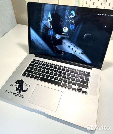 MacBook Pro 15 2015 i7 16GB SSD512 RadeonR9+Intel