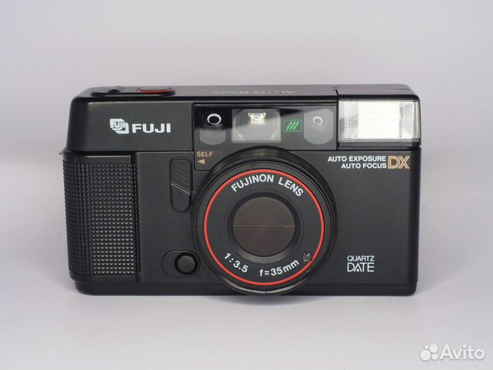 Пленочный фотоаппарат Fuji auto 8 Date f/3.5
