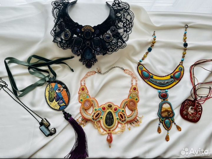 Чокер колье кулон из натуральных камней