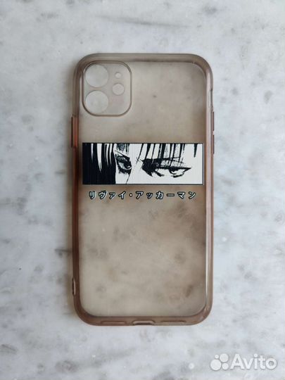 Чехлы на iPhone 11 и iPhone 12