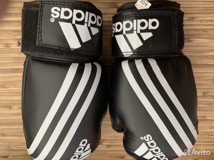 Боксерские перчатки 4oz