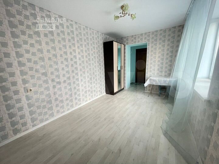 Комната 11,7 м² в 1-к., 10/12 эт.