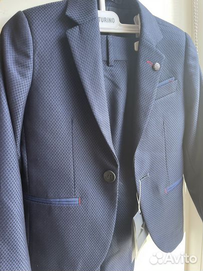 Школьный костюм