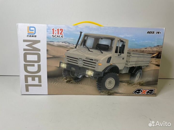 Радиоуправляемая модель автомобиля Unimog U1300