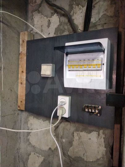 Гараж, > 30 м²