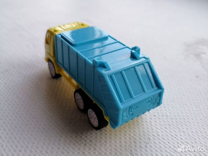 Машинка мусоровоз маленькая игрушка 8,5 см