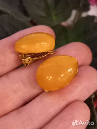 Клипсы Желток винтаж