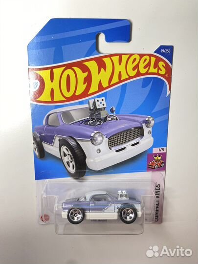 Машинки hot wheels