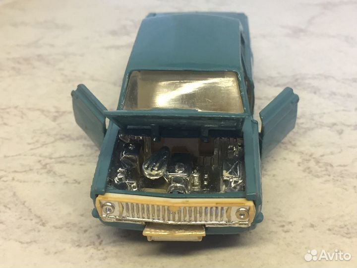 Газ 24 1:43 киев, 3102 сделано в СССР