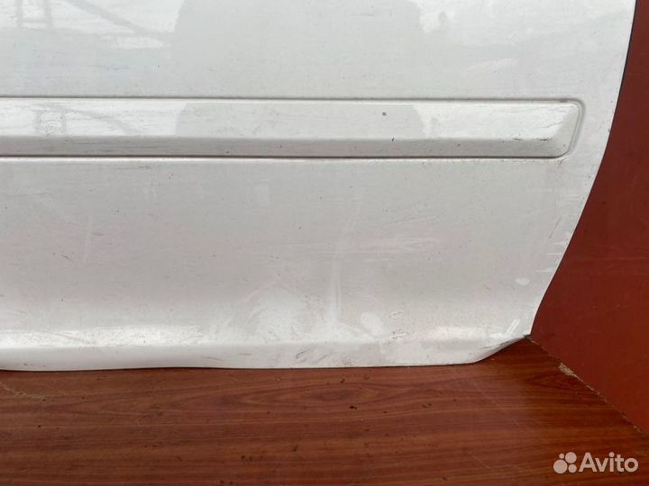 Дверь С дефектом передняя правая Skoda Octavia RS