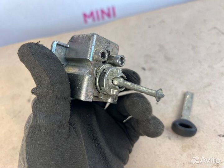 Замок Mini Cooper R56