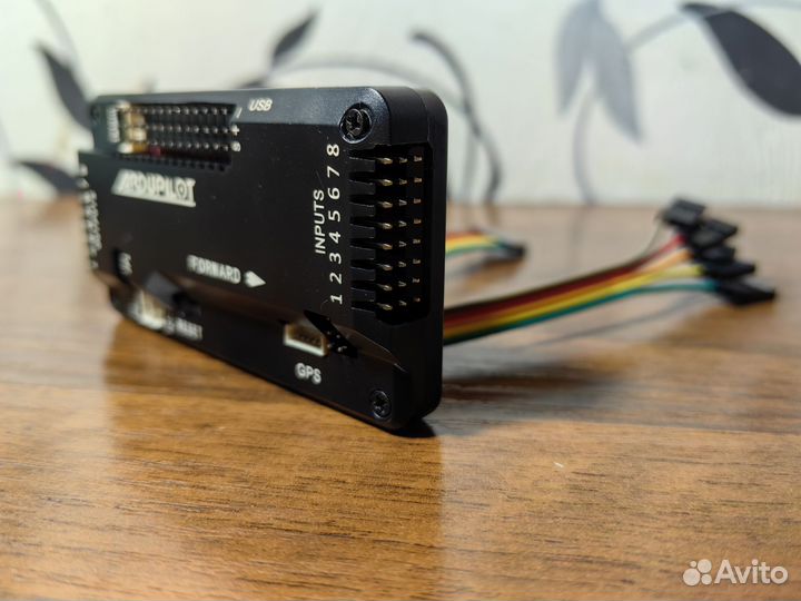 Контроллер полетела APM 2.8 с компасом на борту