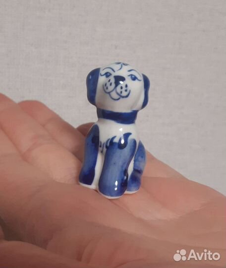 Собачка (гжель)