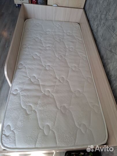 Детская кровать от 3 лет с бортиками