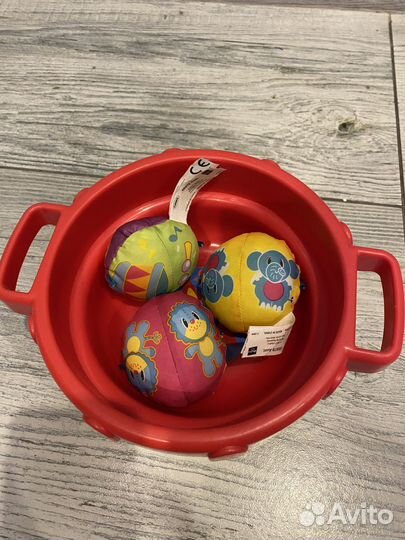 Игрушка для малышей playskool