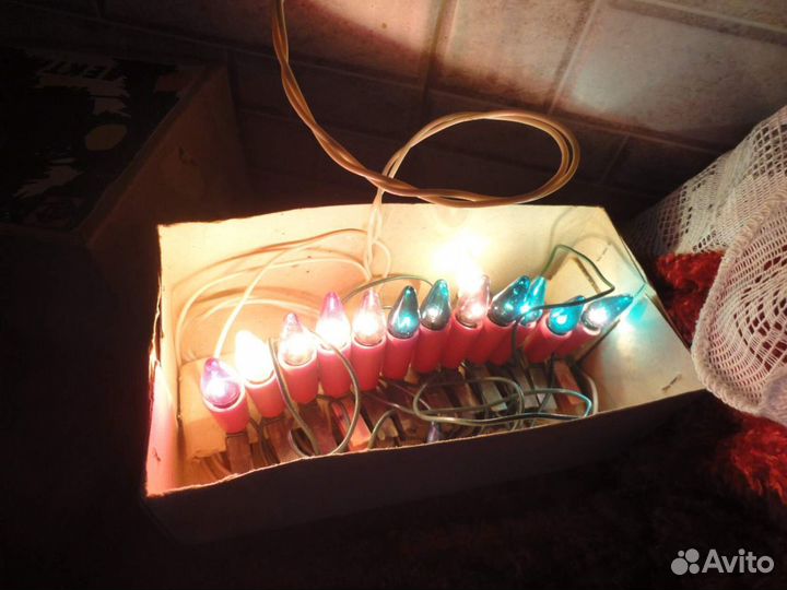 Ёлочные игрушки и гирлянды. СССР