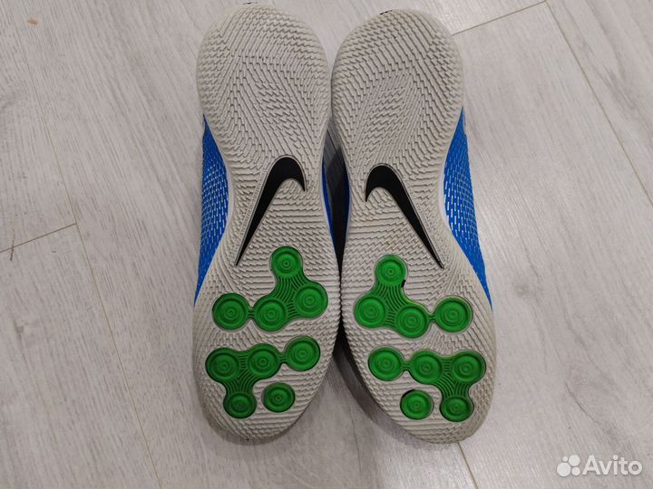 Футзалки nike phantom
