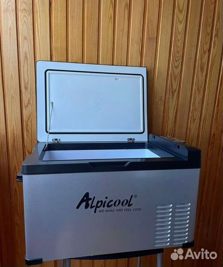 Автохолодильник компрессорный 30л