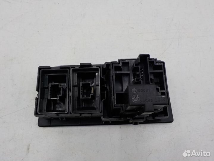 Блок управления освещением Renault Fluence 2012-20