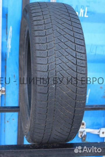 Continental ContiVikingContact 6 215/60 R17 96T