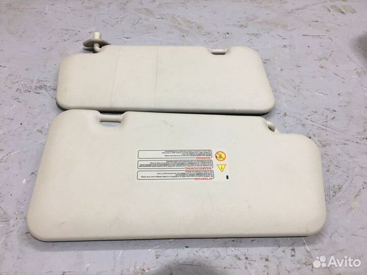 Солнцезащитный козырек Nissan Note E11