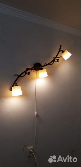 Настенный светильник бра