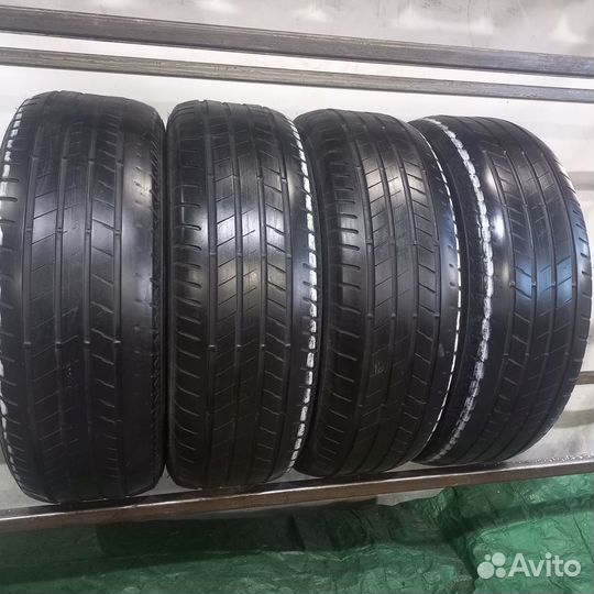 Bridgestone Alenza 001 225/60 R18 104W