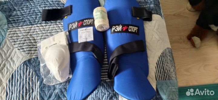 Щитки-полуфуты на голень и подъем