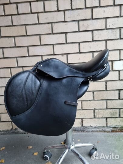 Конкурное седло