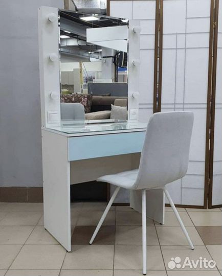 Стол макияжный «Тифани»