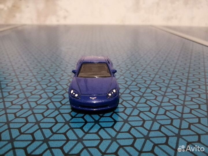 Chevrolet corvette c6 коллекционная модель 1/60