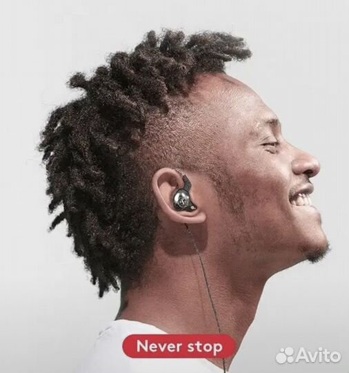 Проводные внутриканальные мониторные наушники