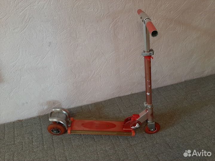 Самокат детский трехколесный