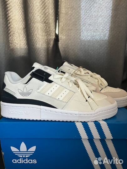 Кроссовки adidas forum low