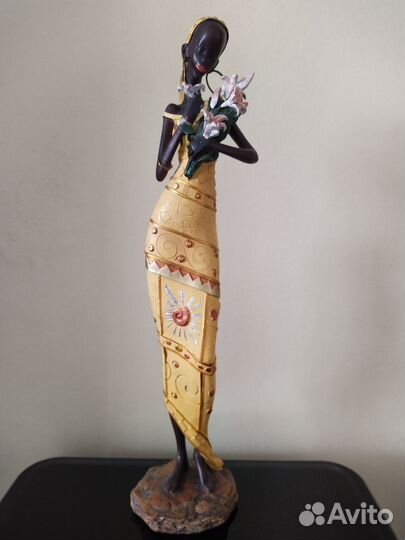 Статуэтки, ваза, тарелка. Декор. Подарки