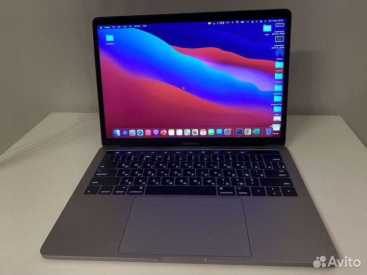 Apple MacBook Pro 13 2016 i5 8gb 256gb touchbar