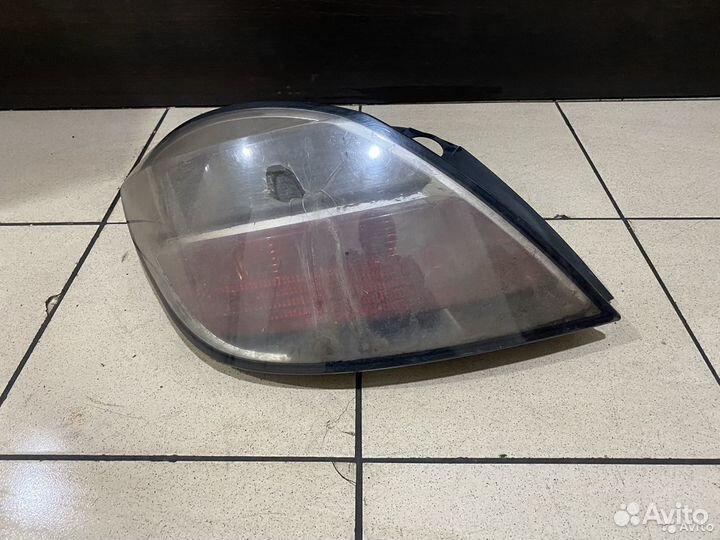 Фонарь задний левый Opel Astra H