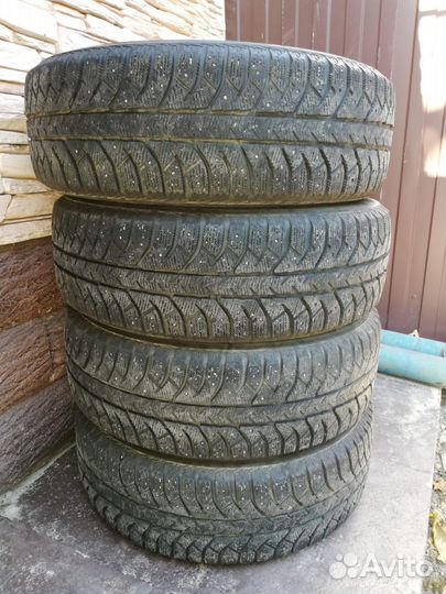 Bridgestone WinterForce 225/65 R17
