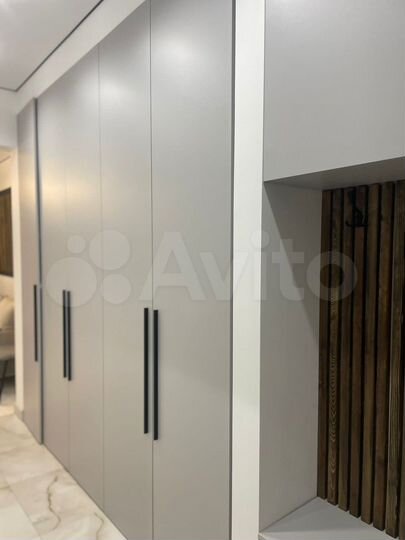 3-к. квартира, 70 м², 1/23 эт.