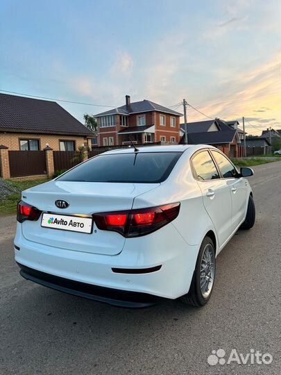 Kia Rio 1.6 AT, 2015, 93 000 км