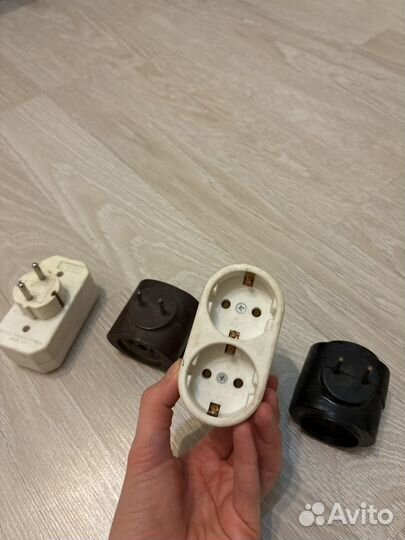 Адаптеры для розеток, тройники, переходники на три