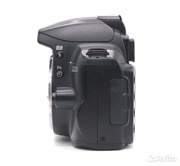Nikon D3000 body (пробег 28780 кадров)