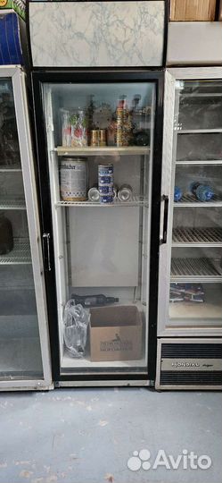 Холодильная витрина