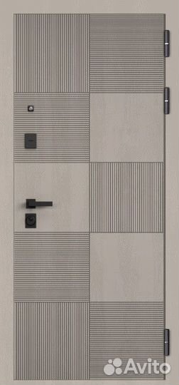 Дверь с зеркалом