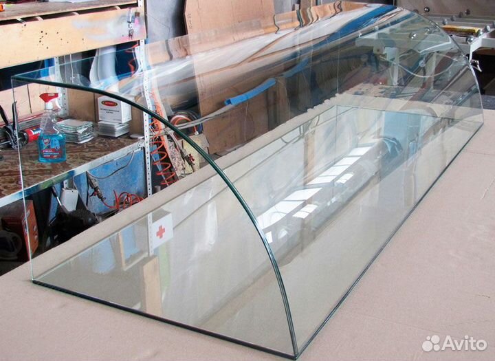 Гнутое стекло для навесов на заказ